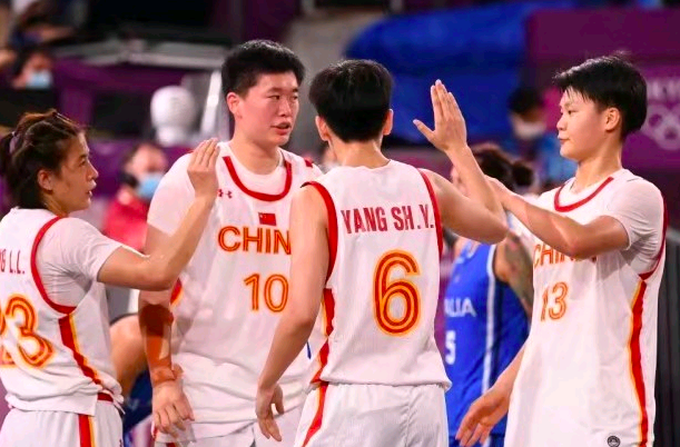 马丁尼兹在